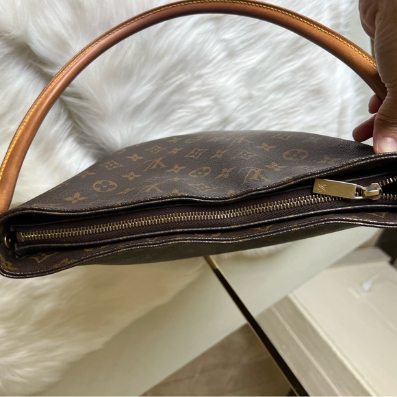 Authentic Louis Vuitton Shoulder bag - Picture 5 of 17